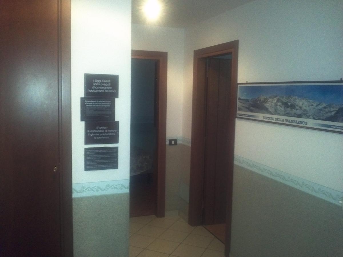 Ristorante Albergo Da Giovanni Carvico Zewnętrze zdjęcie