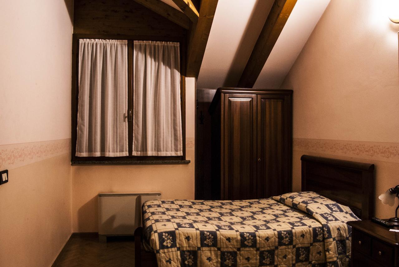 Ristorante Albergo Da Giovanni Carvico Zewnętrze zdjęcie